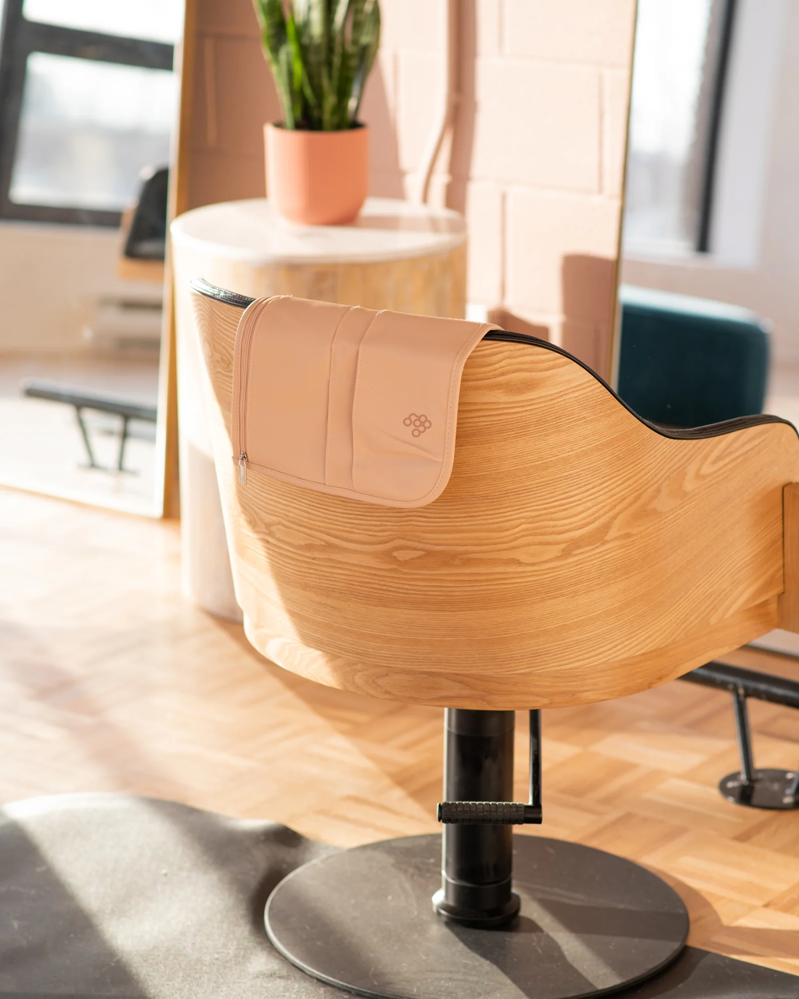 The Hipster Toolbelt - Nude - Image 4